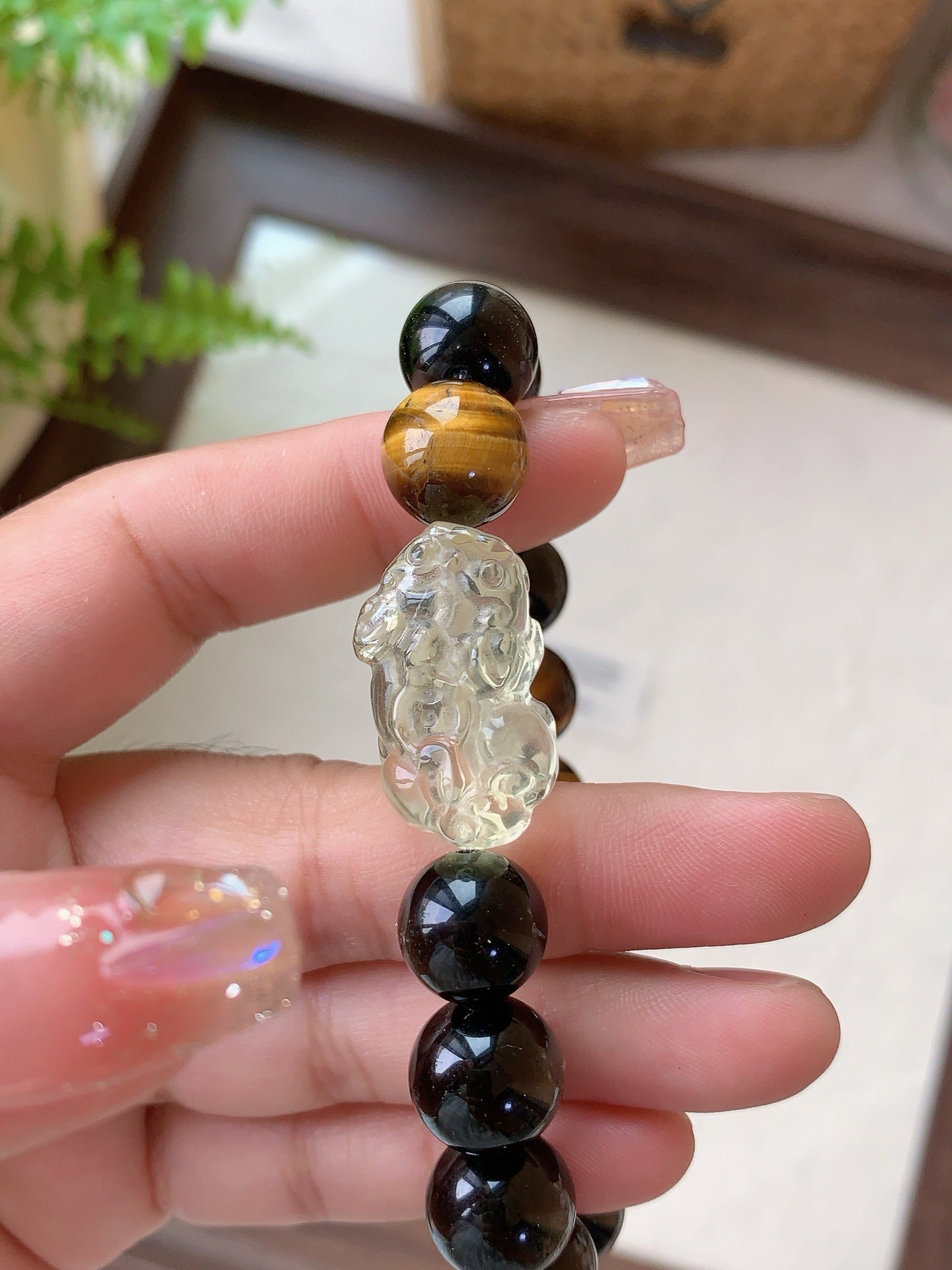 🖤 Golden Guardian Bracelet