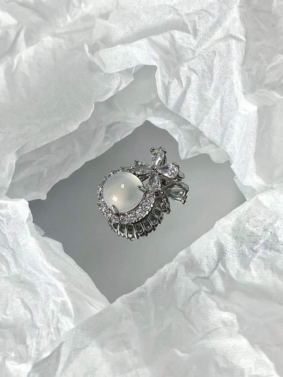 Moondrop Whisper – Premium Moonstone Pendant with Floral Zircon Design